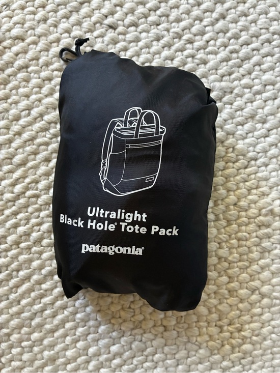 peg perego gator xuv midnight black edition John Deere Extra Large 12 Volt Ride-On, Durable Design for Kids 3-8 FLY LINE EXTENSIONS Includes a 12 volt LS2 - The LS2 Colour:fog-pink